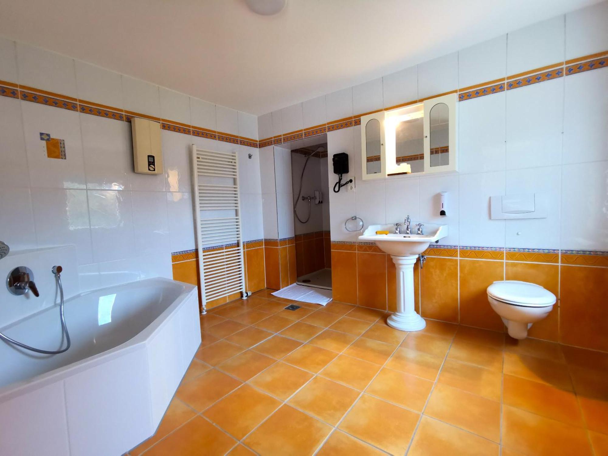 Home Inn Hotel Dormagen Ngoại thất bức ảnh